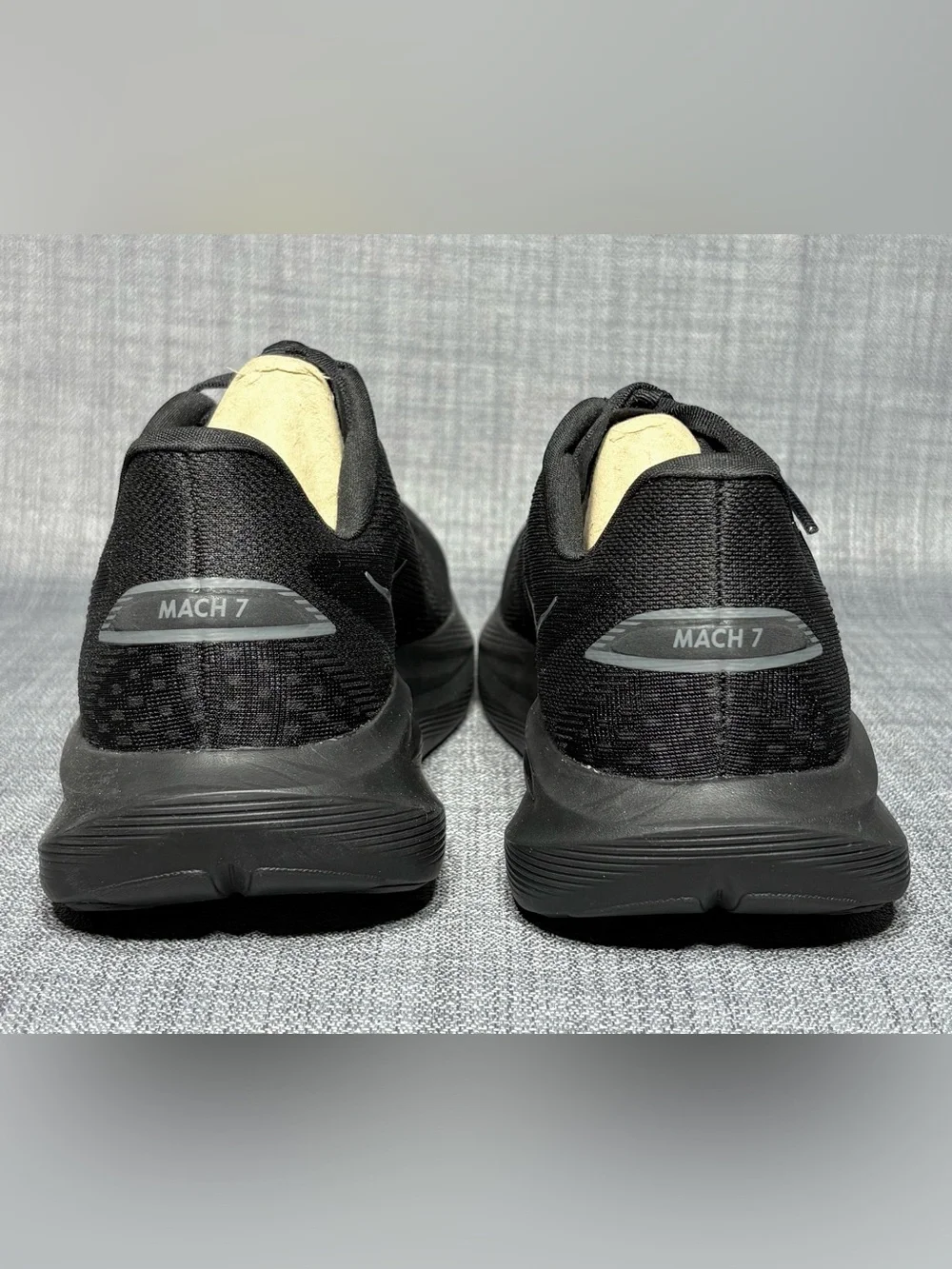 Hoka Men’s Mach 7 Running Sneakers Black/Black Size 10.5 - Picture 5 of 7